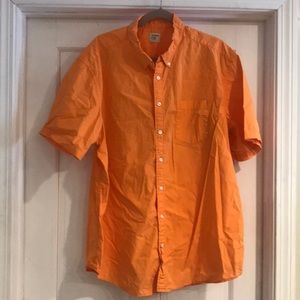 Men’s short sleeve button down